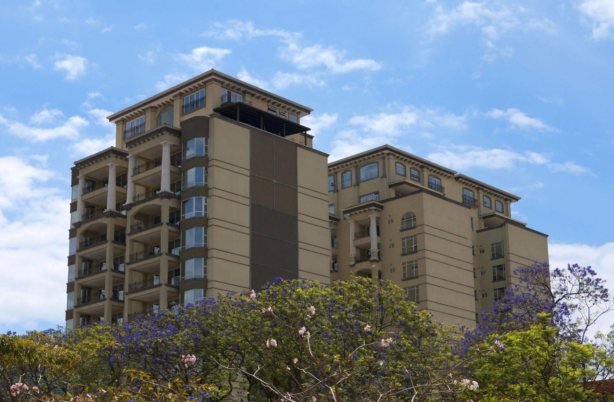Torres Del Lago Suites And Apartments ซานโฮเซ ภายนอก รูปภาพ