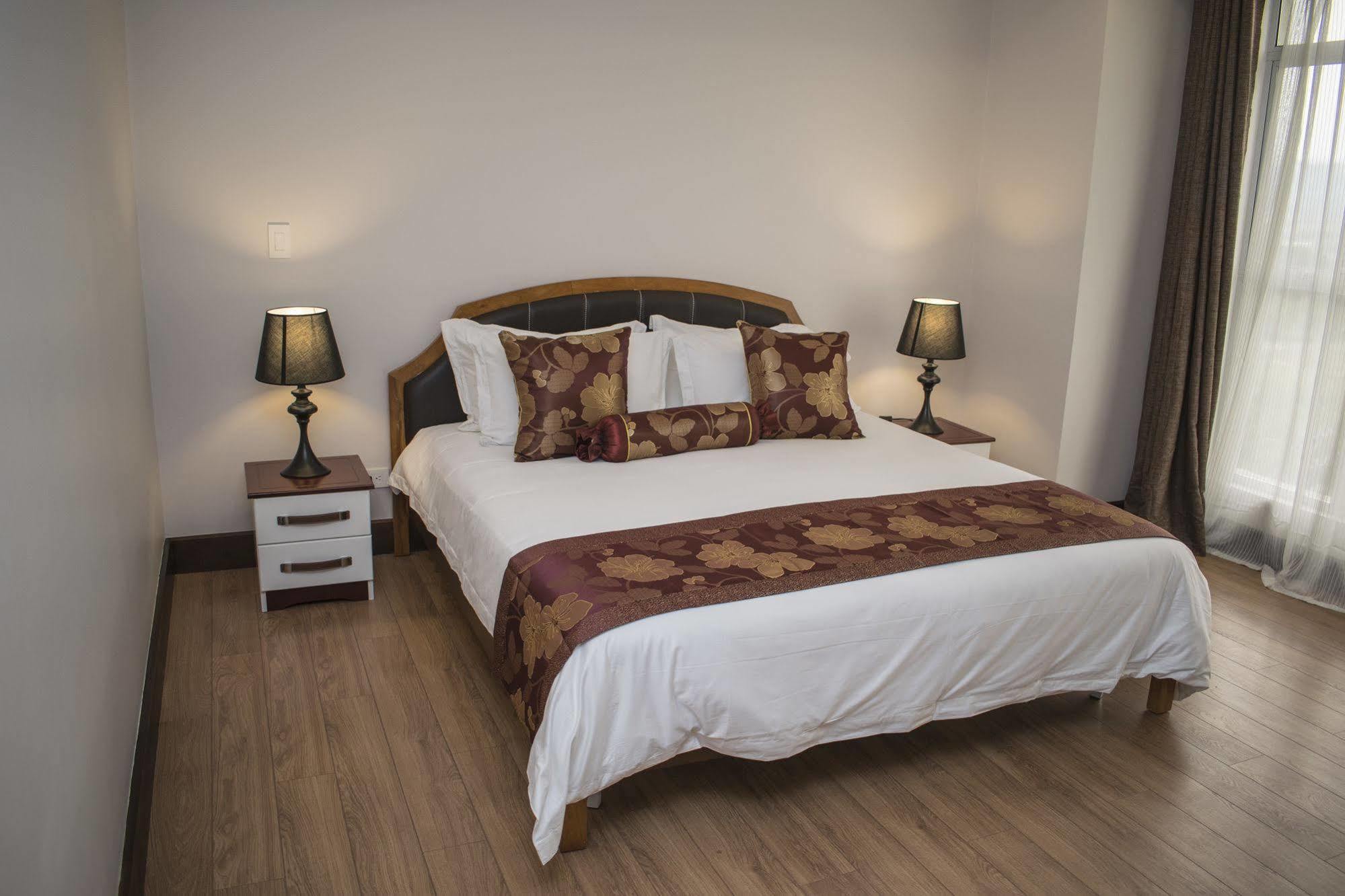 Torres Del Lago Suites And Apartments ซานโฮเซ ภายนอก รูปภาพ