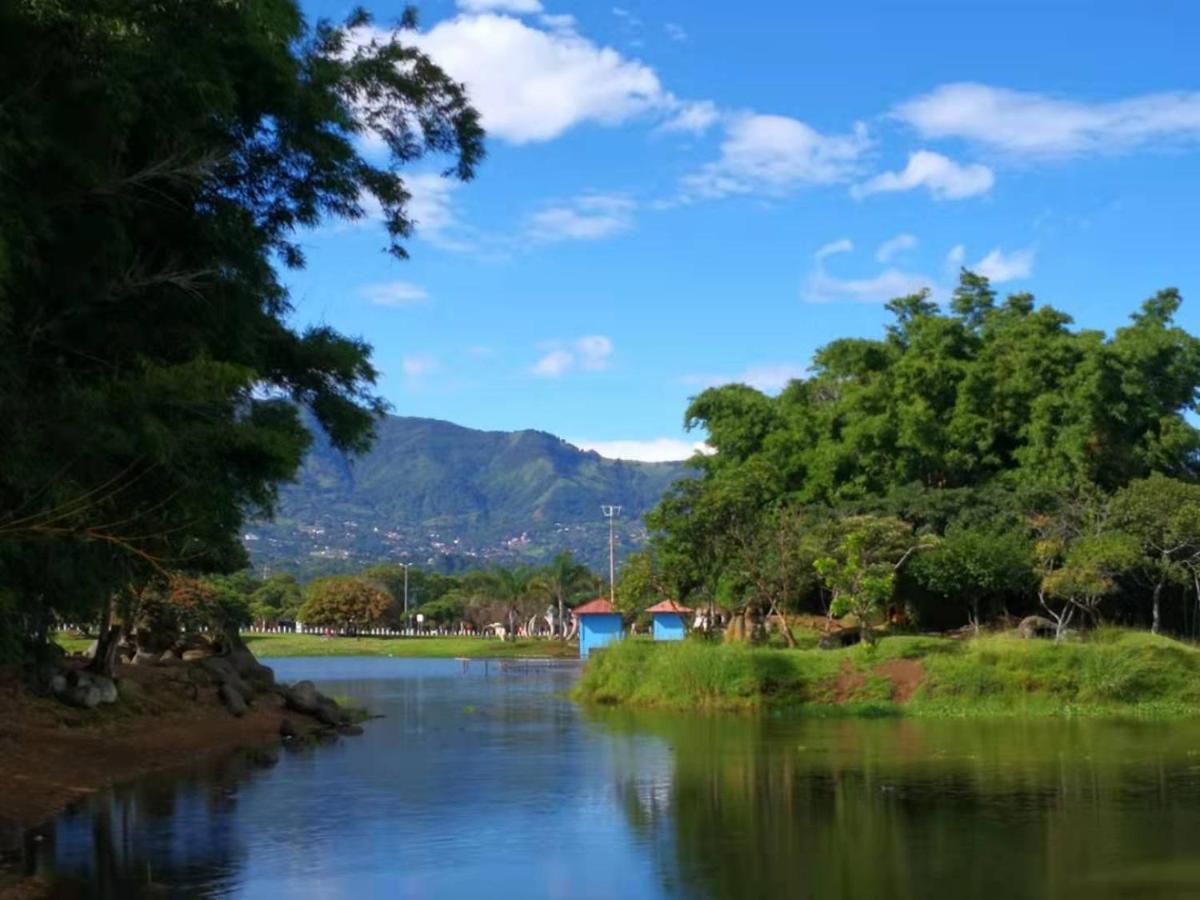 Torres Del Lago Suites And Apartments ซานโฮเซ ภายนอก รูปภาพ